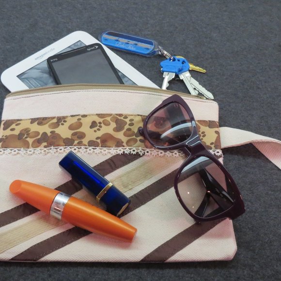 Animal Print Wristlet Makeup Bag Travel Tote Handmade Zippered Pouch NEW - Picture 5 of 6